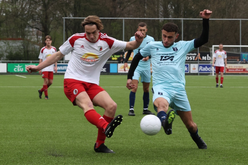 RKDEO - Vitesse Delft gestaakt door blessure scheidsrechter