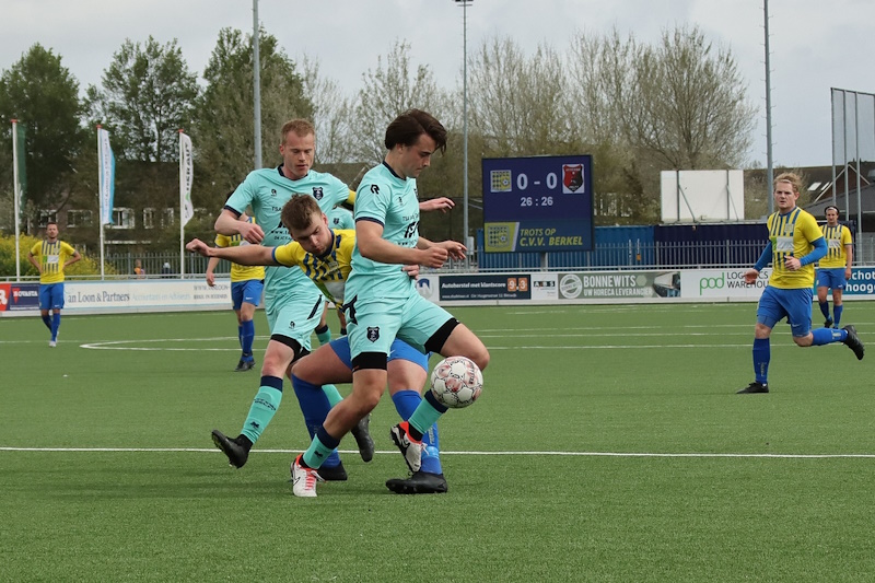 Vitesse Delft en CVV Berkel delen de punten 1-1